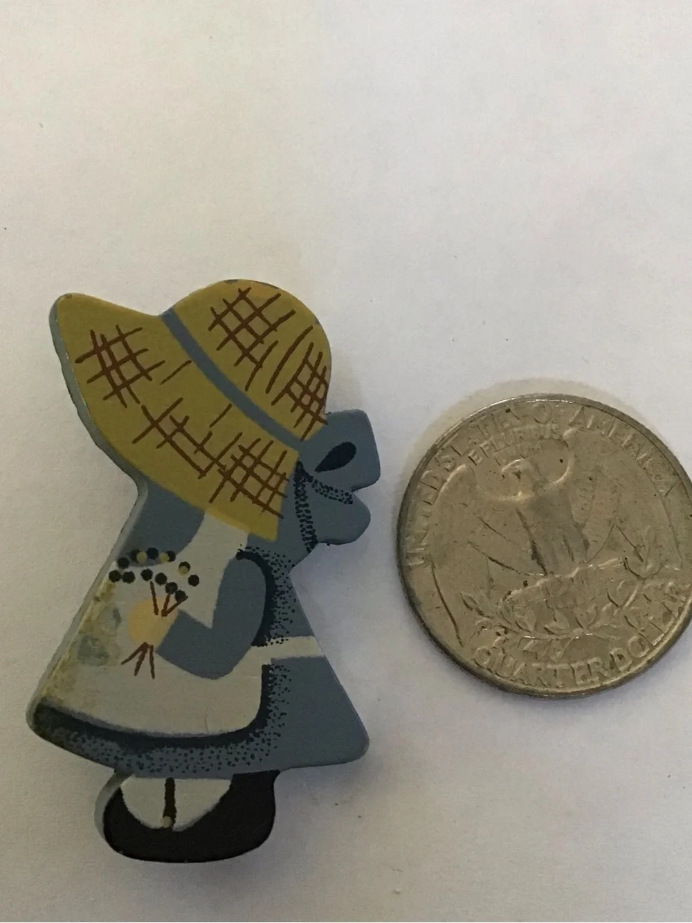 Vintage 1970s Prairie Girl Cottagecore Wood Brooch